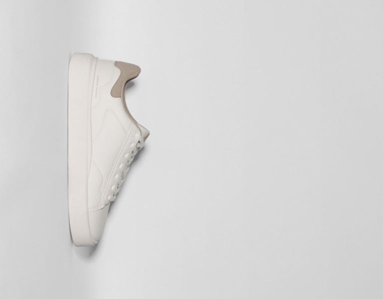 White Men's Bershka Contrasting Trainers | hEYLiKGUTap