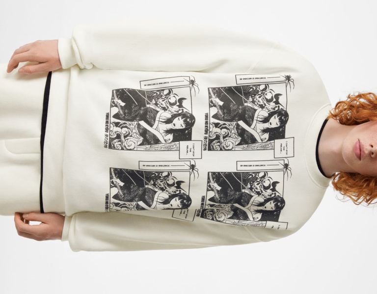 White Men's Bershka Crew Neck Anime Print Sweatshirts | ylsQ3neHxAx