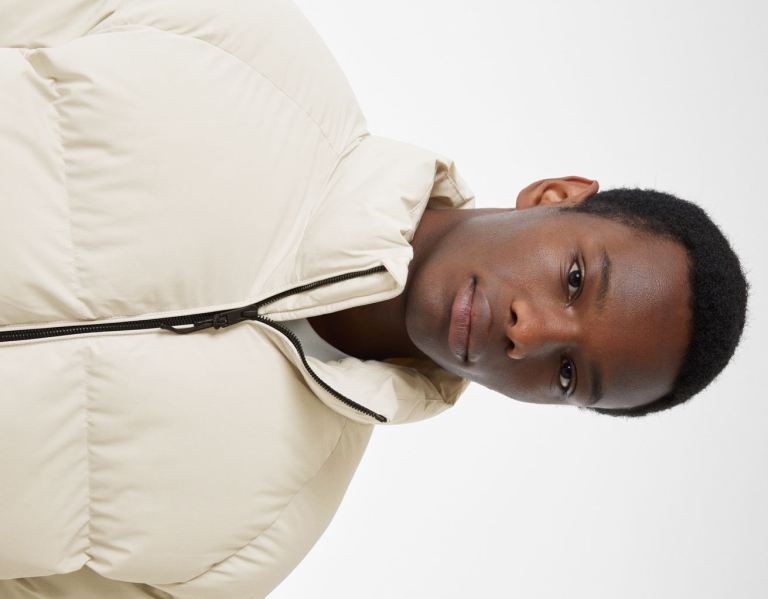 White Men's Bershka Puffer Down Jackets | RhOTiVzrSV2