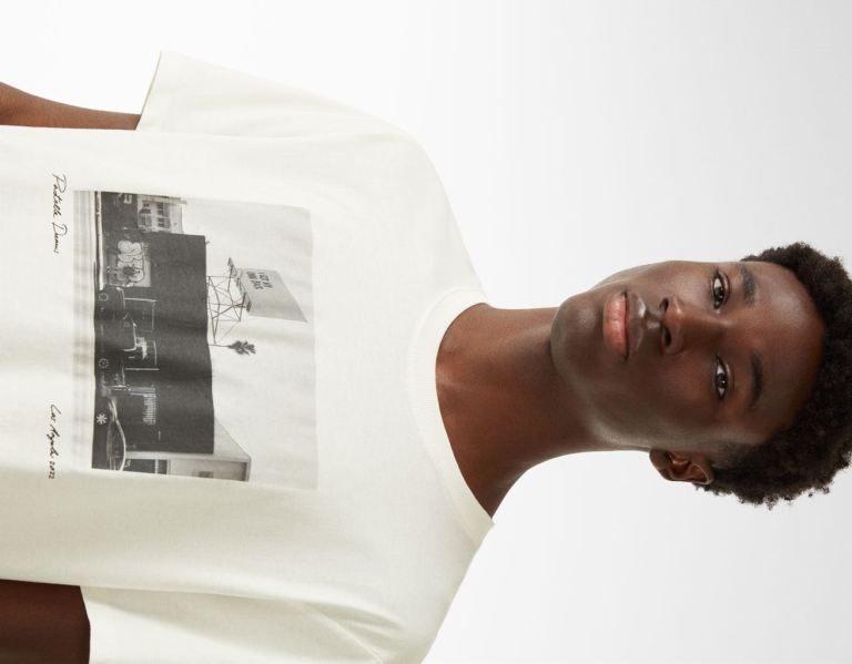 White Men's Bershka Regular Fit Short Sleeve With Photo Print T Shirts | GjROAqp4mHY