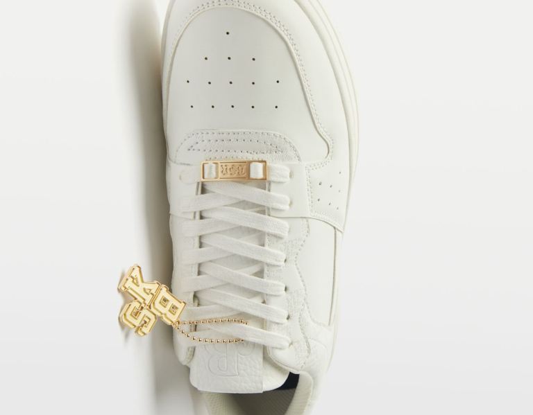 White Men's Bershka With Bsk Key Ring Trainers | DZkhPeG7QTF