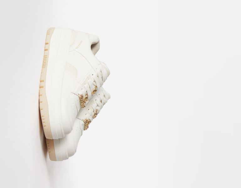 White Women's Bershka Bejeweled Platform Sneakers | qLZdPweeKYx