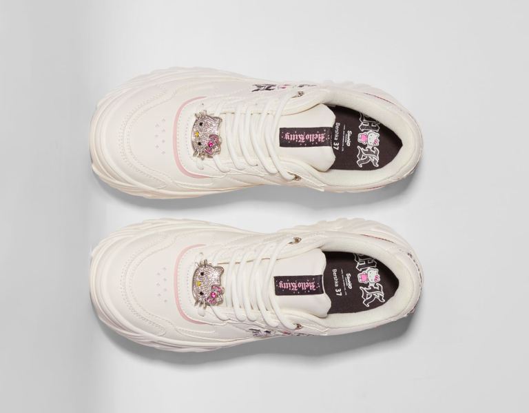 White Women\'s Bershka Hello Kitty Platform With Rhinestone Detail Sneakers | 66KSgqwtHlD