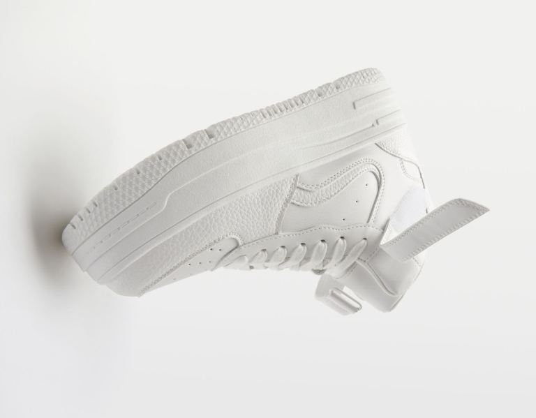 White Women's Bershka High-top With Strap Sneakers | 5LwXrYYuKye