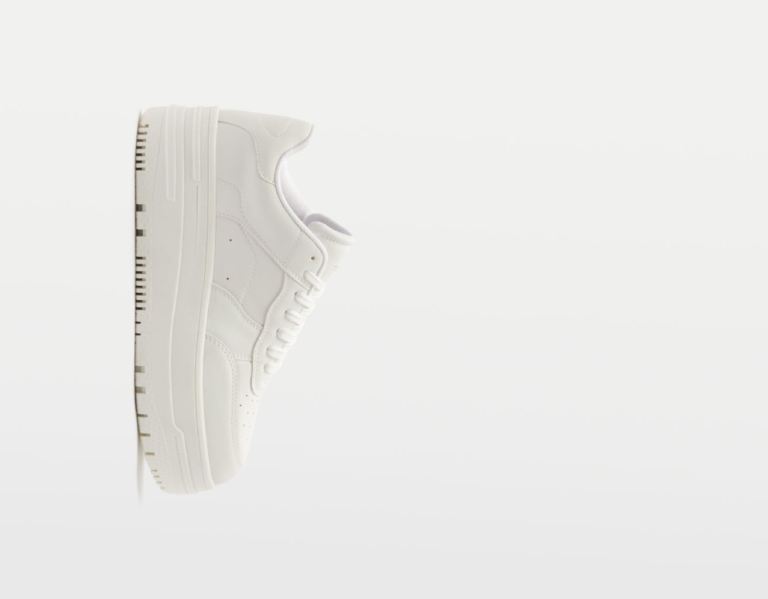 White Women's Bershka Monochrome Platform Sneakers | qKZ5Bf0TyEu