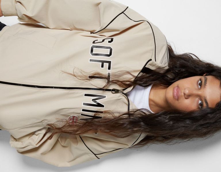 White Women's Bershka Oversize Printed Bomber Jackets | w3qLzvZDAaV