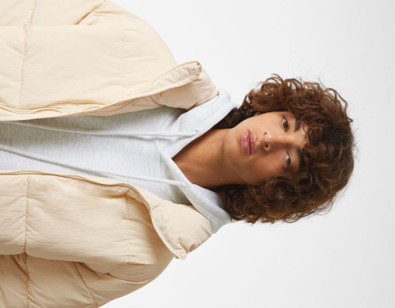 Yellow Men's Bershka Oversize Puffer Jackets | PzrPiKPQeFD